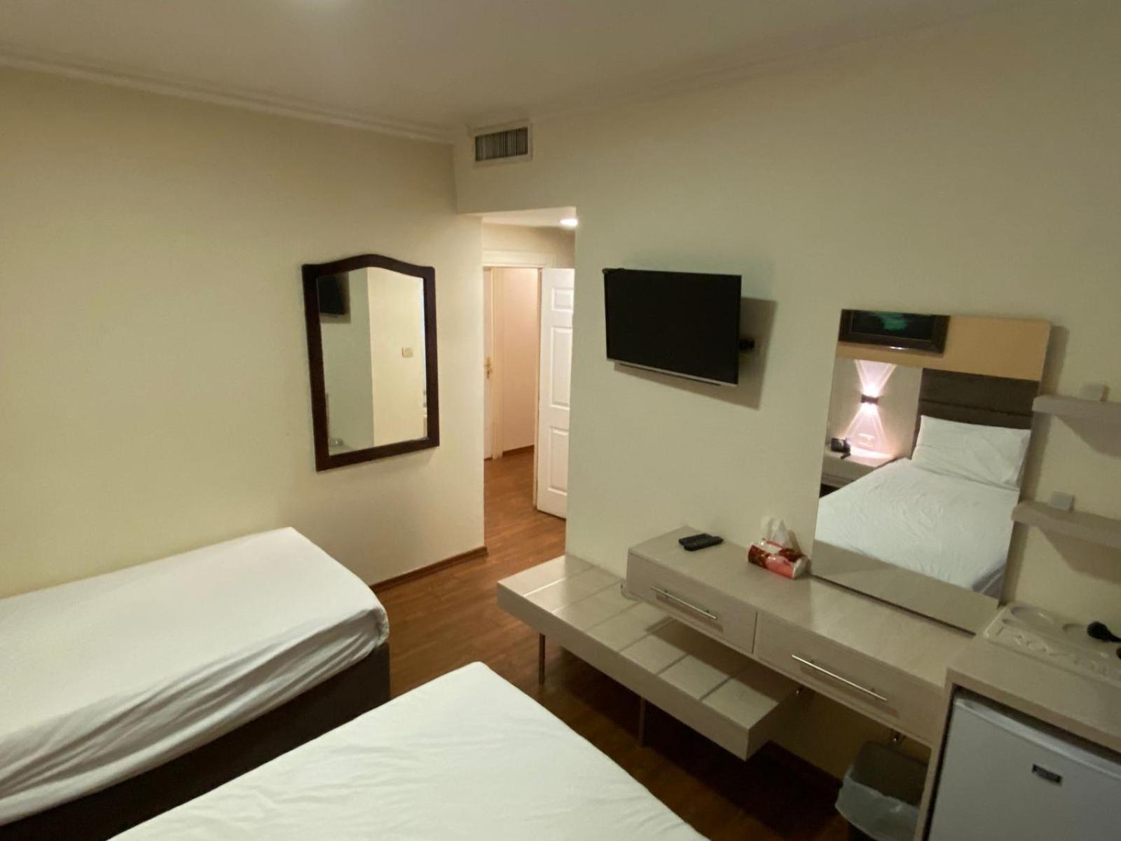 Rozana Hotel Amman Eksteriør billede